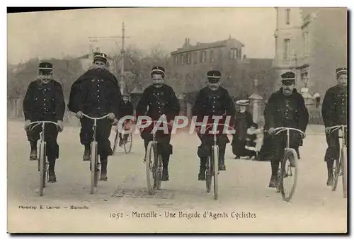 Cartes postales Police Policier Marseille Une brigade d&#39agents cyclistes Velo Cycling Cycle TOP