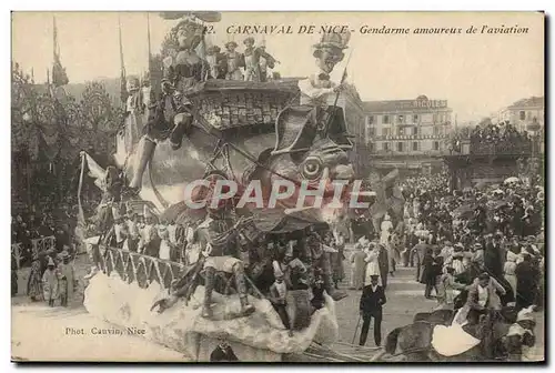 Cartes postales Police Policier Carnaval de Nice Gendarme amoureux de l&#39aviation