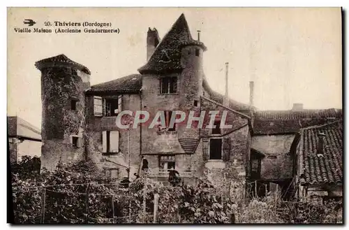 Ansichtskarte AK Police Policier Thiviers Dordogne Vieille maison Ancienne gendarmerie