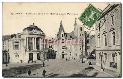 Cartes postales Agen Place de l&#39Hotel de ville Musee et Theatre Ducourneau