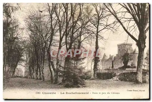 Cartes postales Charente La Rochefocauld Dans le Parc du Chateau