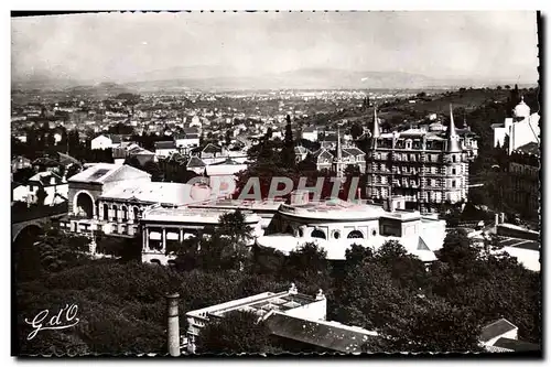 Cartes postales moderne L&#39Auvergne Royat Panorama sur les Thermes Le casino et quelques grands hotels