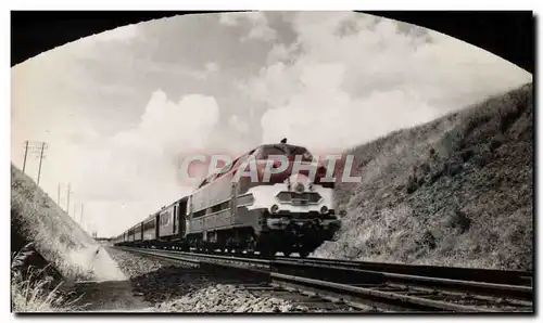 Cartes postales moderne Train Nantes Bordeaux pres de Clisson Express