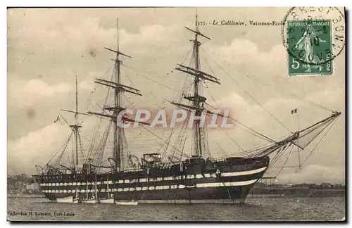 Cartes postales Bateau le Caledonien Vaisseau EAcole