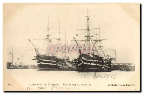 Cartes postales Bateau Caledonien et Couronne Ecoles des canonniers