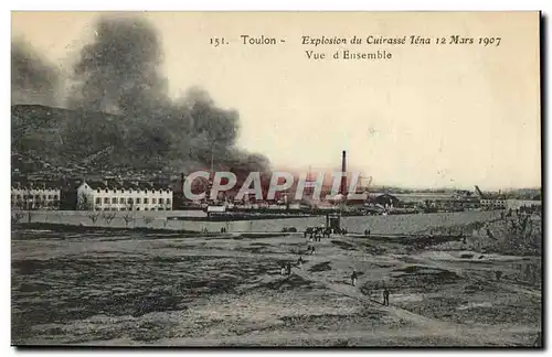 Cartes postales Bateau Toulon Explosion du cuirasse Iena Vue d'ensemble