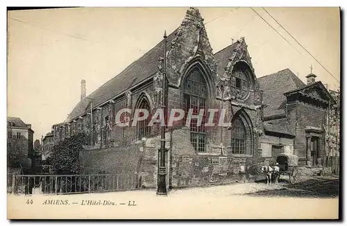 Cartes postales Amiens L&#39Hotel Dieu Caleche Cheval