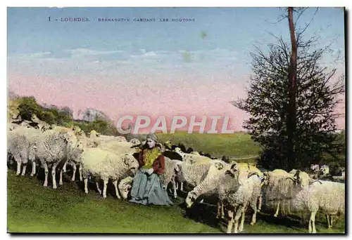 Cartes postales Lourdes Bernadette gardant les moutons