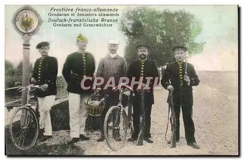 Ansichtskarte AK Douanes Frontiere Franco allemande Gendarme et douaniers allemands Velo Cycle