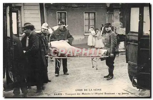 Ansichtskarte AK Sapeurs Pompiers Paris Crue de la Seine Transport des malades a l&#39hopital Boucicaut 29 janvie