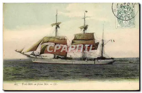 Cartes postales Bateau Voilier Trois Mats en pleine mer