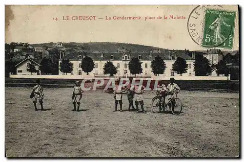 Cartes postales Police Le Creusot La gendarmerie place de la Molette Velo Cycle