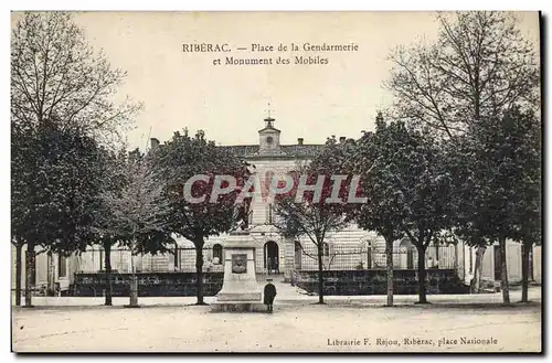 Cartes postales Riberac Place de la Gendarmerie et monument des mobiles