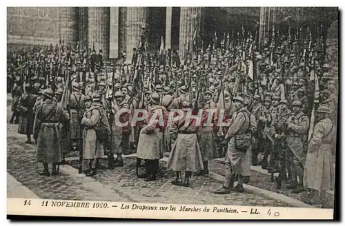 Ansichtskarte AK Militaria 11 novembre 1920 Les drapeaux sur les marches du Pantheon