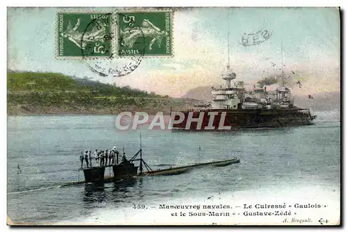 Cartes postales Bateau Le cuirasse Gaulois et le sous marin Gustave Zede