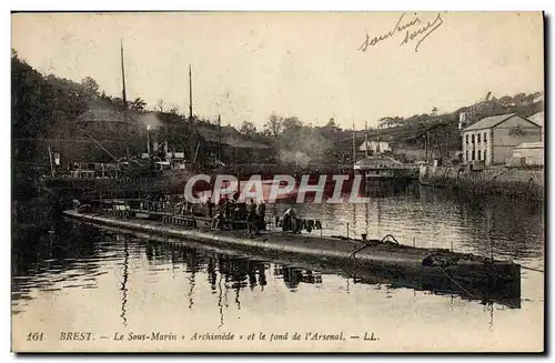 Cartes postales Bateau Sous marin Brest Sous marin Archimede et le fond de l'arsenal