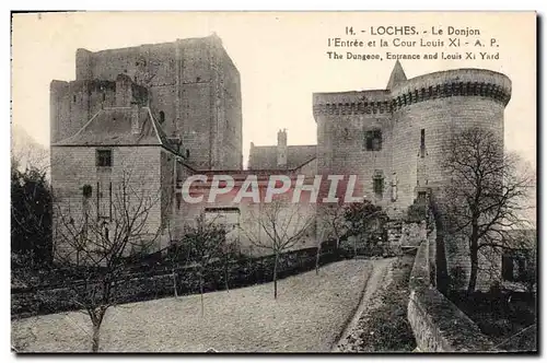 Cartes postales Loches Le Donjon L&#39Entree et la Cour Louis XI