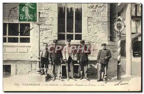 Ansichtskarte AK Douane Douanes Gerardmer La Schlucht Douaniers francais au Poteau