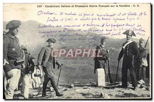 Ansichtskarte AK Douane Douanes Carabiniers italiens et chasseurs alpins francais sur la frontiere TOP