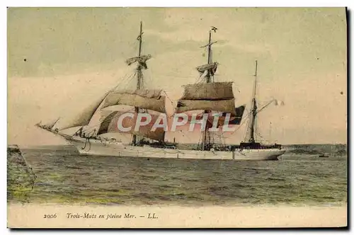 Cartes postales Bateau Voilier Trois mats en pleine mer