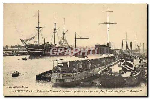 Cartes postales Bateau Voilier Lorient Le Caledonien ecole des apprentis fusiliers Contre Torpilleur Boutefeu