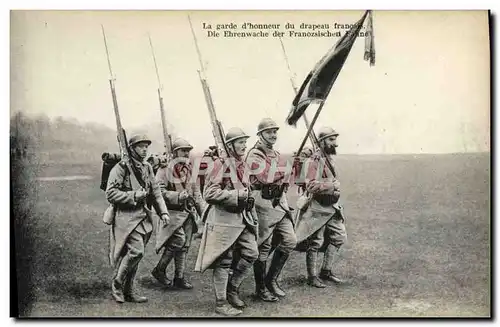 Cartes postales Militaria La garde d&#39honneur du drapeau francais