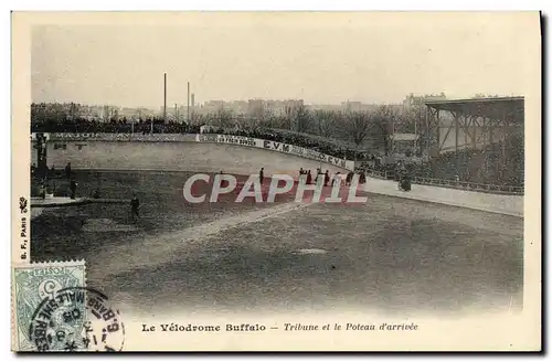 Cartes postales Velo Cycle Cyclisme Velodrome Buffalo Tribune et le poteau d&#39arrivee