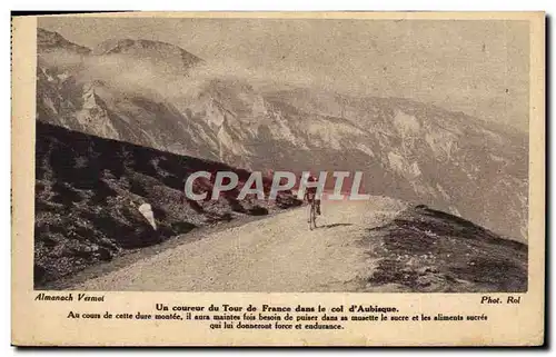 Cartes postales Velo Cycle Cyclisme Un coureur du Tour de France dans le col d&#39Aubisque