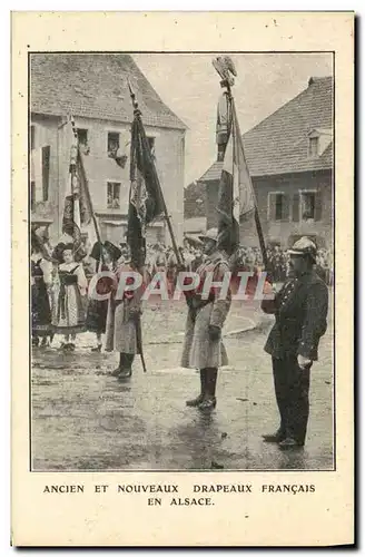 Cartes postales Militaria Ancien et nouveaux drapeaux francais en Alsace
