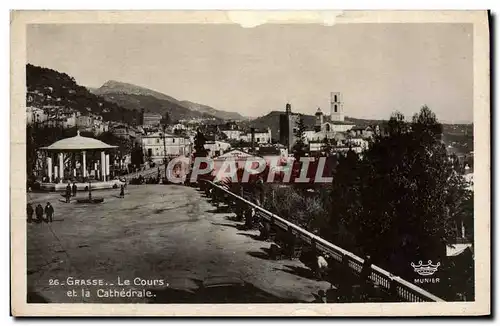 Cartes postales moderne Geasse Le Cours et la Cathedrale