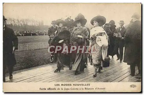 Ansichtskarte AK Mode Coiffe Femme Sortie officielle de la jupe culotte a la reunion d&#39Auteuil