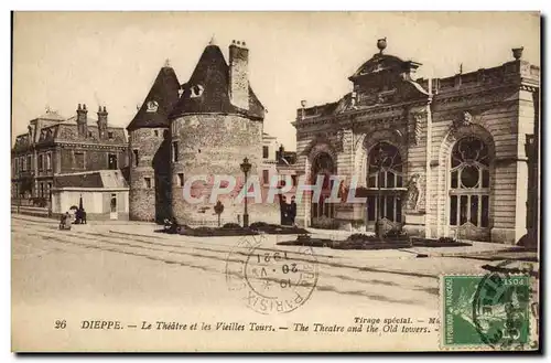 Cartes postales Dieppe Le Theatre et les vieilles tours