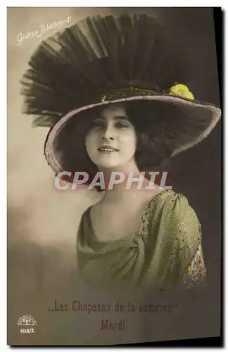 Cartes postales Mode Femme Chapeau Les chapeaux de la semaine Mardi