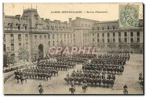 Cartes postales Militaria Garde Republicaine Revue d&#39honneur