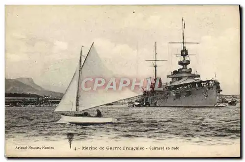 Cartes postales Bateau de guerre Cuirasse en rade