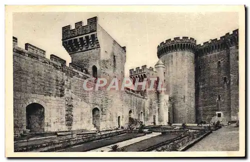 Ansichtskarte AK Tarascon Chateau La Basse Cour