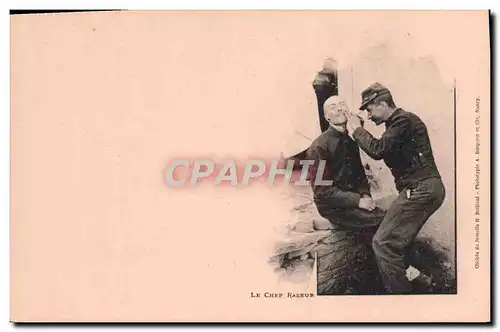 Cartes postales Militaria Coiffeur Perruquier le chef raseur