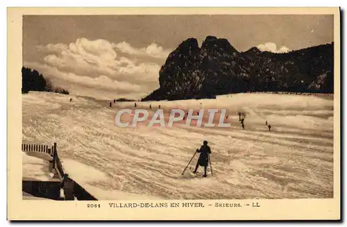 Ansichtskarte AK Sports d&#39hiver Ski Villard de Lans en hiver Skieurs