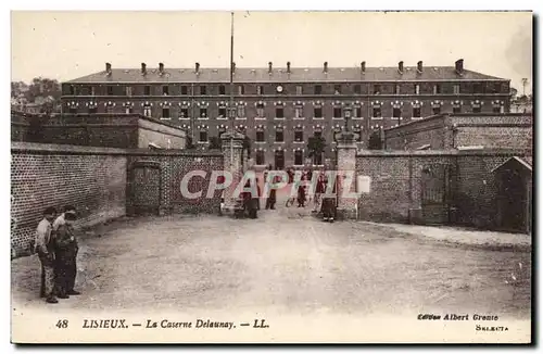 Cartes postales Militaria Lisieux La caserne Delaunay