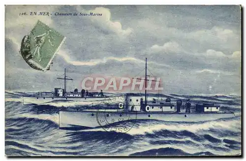 Cartes postales Bateau Guerre En mer Chasseurs de sous-marins