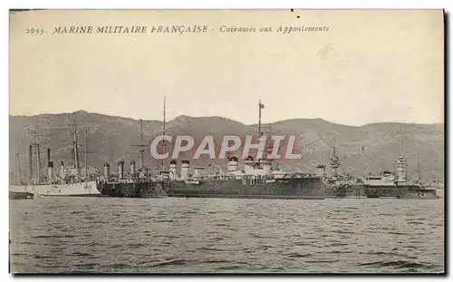 Cartes postales Bateau Guerre Cuirasses aux appontements