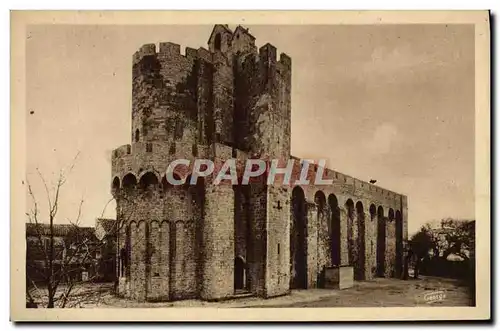 Cartes postales Les Saintes Maries De La Mer L&#39Eglise