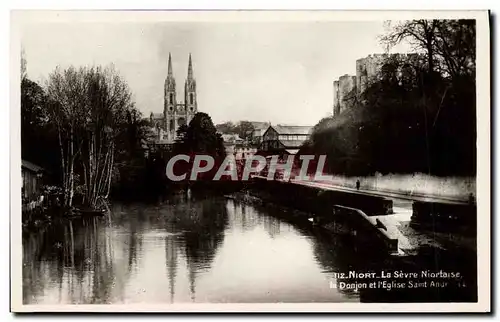 Cartes postales moderne Niort La Sevre Le donjon et l&#39eglise Saint Andre