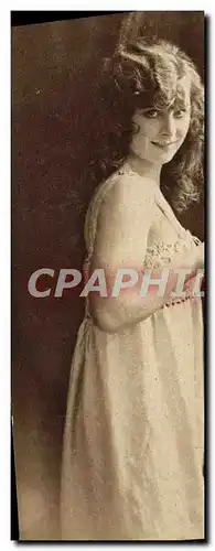 Cartes postales Femme chemise de nuit