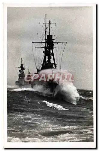 Cartes postales moderne Bateau de guerre