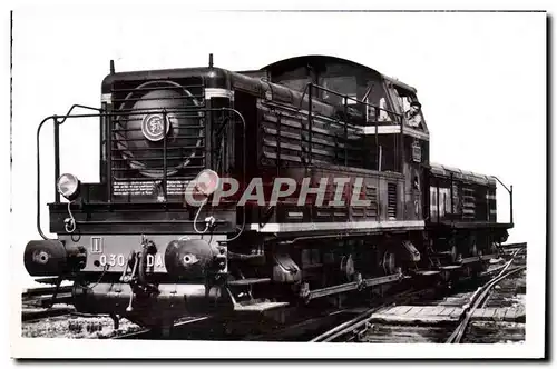 Cartes postales Train Locomotive Diesel Electrique Serie 030 DA