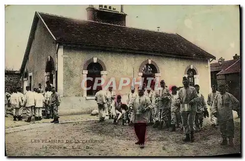 Cartes postales Militaria Caserne La soupe