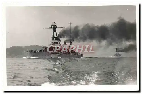 Cartes postales moderne Bateau de guerre