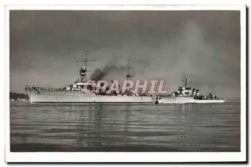 Cartes postales moderne Bateau de guerre