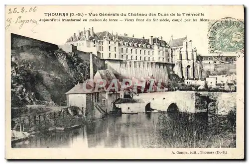 Ansichtskarte AK Prison Thouars Vue generale du chateau des ducs de la Tremoille Maison de force